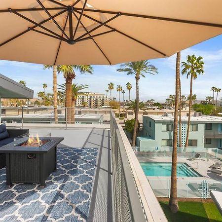 Micro Studio With Balcony & Pool View - Walk To Ot スコッツデール エクステリア 写真
